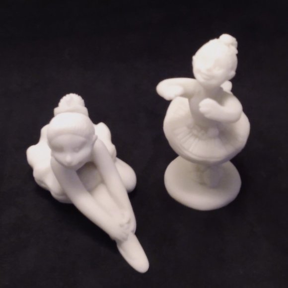 Two MELISSA & DOUG Ballerina Resin Figurines-Unfinished - Picture 2 of 14
